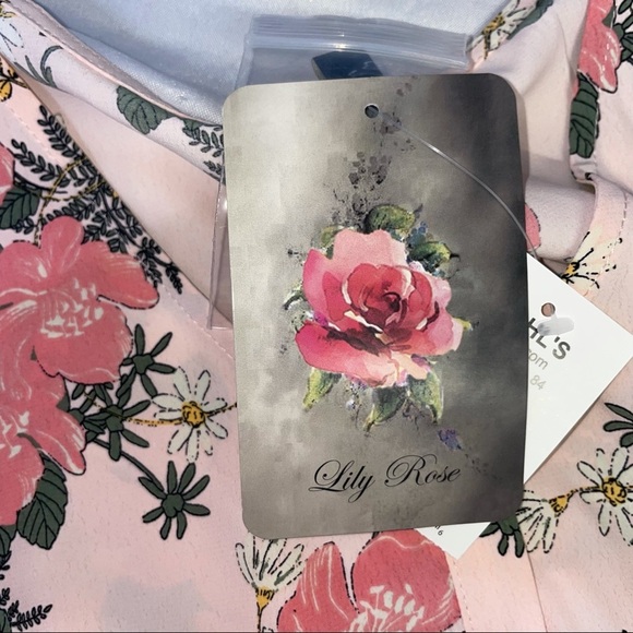 Juniors' Lily Rose Button Front Tiered Romper MEDIUM, Melon Floral NEW with tag - Picture 10 of 12